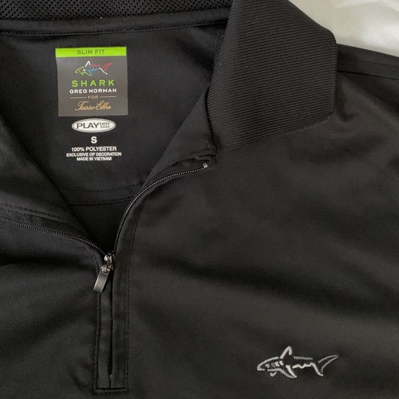 Greg Norman SHARK Play Dry 1/4 Zip polo - Picture 5 of 5